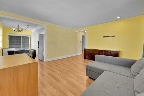 2704 NW 48th Street Fort Lauderdale FL 33309