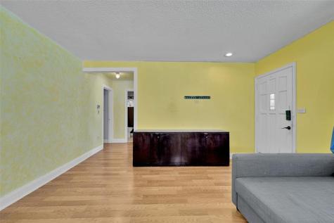 2704 NW 48th Street Fort Lauderdale FL 33309