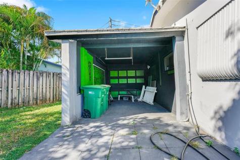 2704 NW 48th Street Fort Lauderdale FL 33309