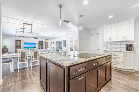 5805 SW 1st Place Cape Coral FL 33914
