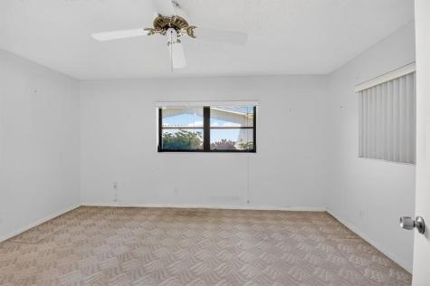 14800 Country Lane Delray Beach FL 33484