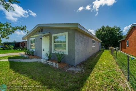 505 Lincoln Cocoa FL 32926