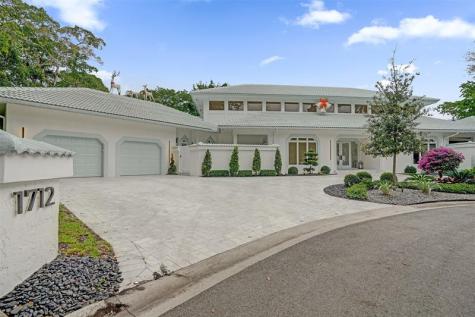 1712 Vestal Drive Coral Springs FL 33071