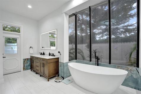 1712 Vestal Drive Coral Springs FL 33071