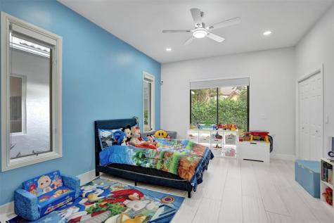 1712 Vestal Drive Coral Springs FL 33071