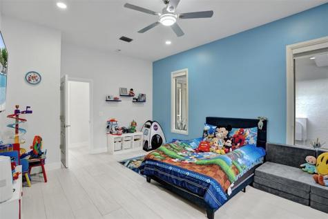 1712 Vestal Drive Coral Springs FL 33071