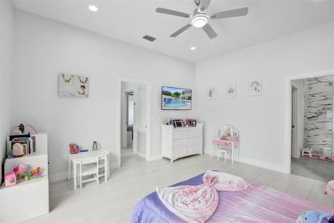 1712 Vestal Drive Coral Springs FL 33071