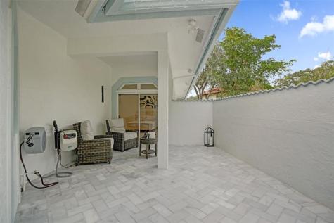 1712 Vestal Drive Coral Springs FL 33071