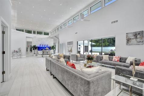 1712 Vestal Drive Coral Springs FL 33071