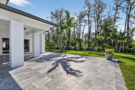 6401 Park Lane Lake Worth FL 33449