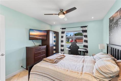 2935 NW 11th Terrace Wilton Manors FL 33311
