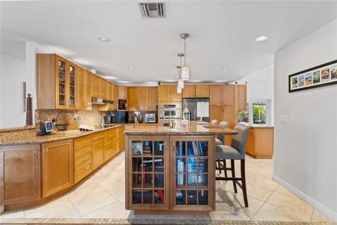 2935 NW 11th Terrace Wilton Manors FL 33311