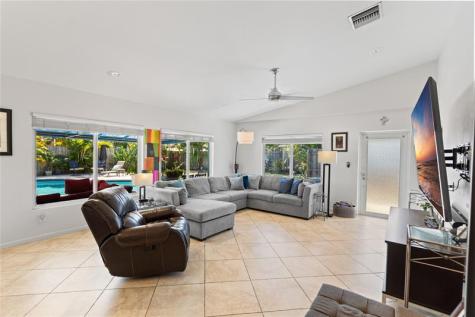 2935 NW 11th Terrace Wilton Manors FL 33311