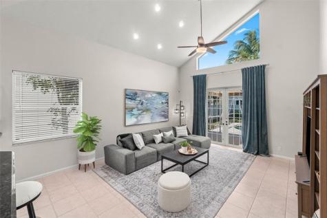 5260 NW 112th Way Coral Springs FL 33076