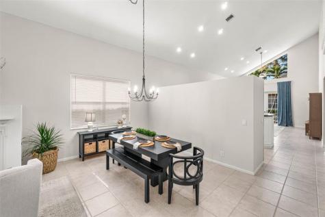 5260 NW 112th Way Coral Springs FL 33076