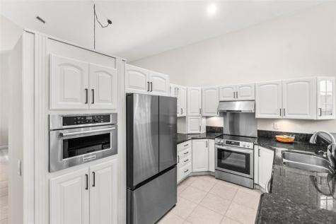 5260 NW 112th Way Coral Springs FL 33076