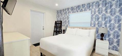 1215 NE 13th Avenue Fort Lauderdale FL 33304