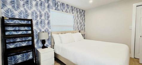 1215 NE 13th Avenue Fort Lauderdale FL 33304