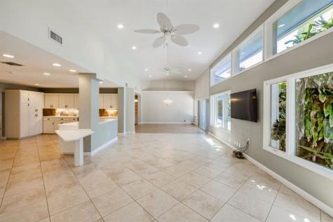 2432 NE 22nd Avenue Lighthouse Point FL 33064