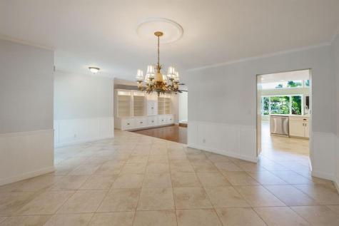 2432 NE 22nd Avenue Lighthouse Point FL 33064