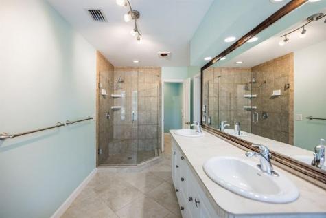 2432 NE 22nd Avenue Lighthouse Point FL 33064