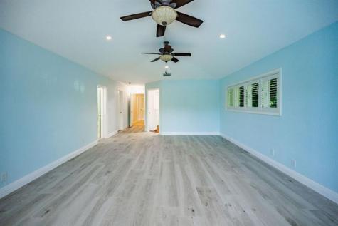 2432 NE 22nd Avenue Lighthouse Point FL 33064