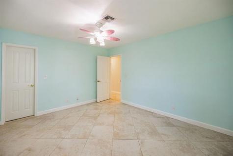 2432 NE 22nd Avenue Lighthouse Point FL 33064