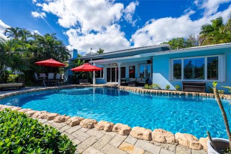 2432 NE 22nd Avenue Lighthouse Point FL 33064