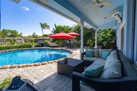 2432 NE 22nd Avenue Lighthouse Point FL 33064