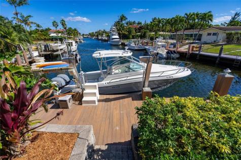 2432 NE 22nd Avenue Lighthouse Point FL 33064