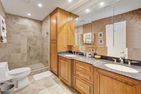 9600 Conch Shell Manor Plantation FL 33324