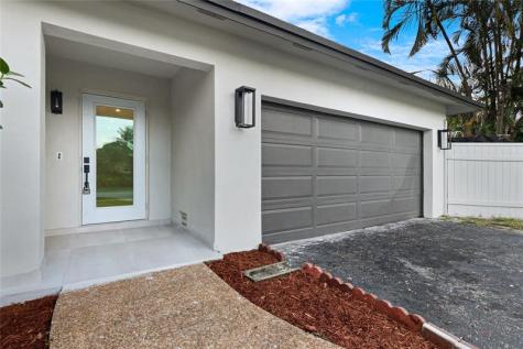 5900 SW 17th Street Plantation FL 33317