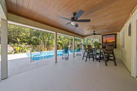 500 10TH Street SW Vero Beach FL 32962