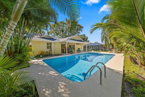 500 10TH Street SW Vero Beach FL 32962