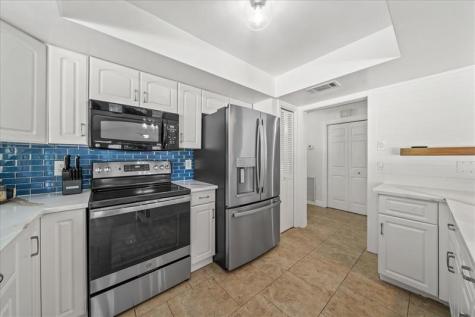 500 10TH Street SW Vero Beach FL 32962
