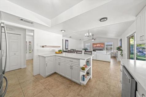 500 10TH Street SW Vero Beach FL 32962