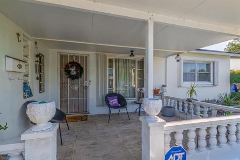 4290 NW 45th Terrace Lauderdale Lakes FL 33319