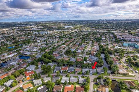 4290 NW 45th Terrace Lauderdale Lakes FL 33319
