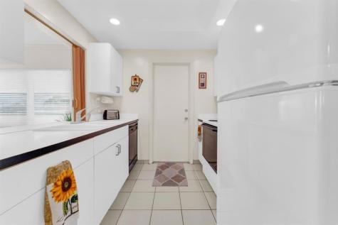 2641 W Golf Boulevard Pompano Beach FL 33064