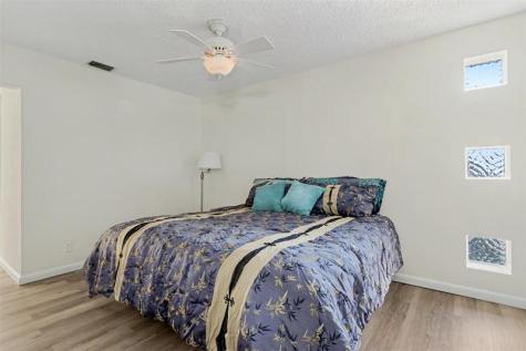 6430 Harding Street Hollywood FL 33024