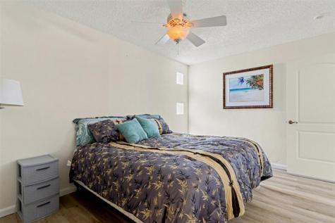 6430 Harding Street Hollywood FL 33024