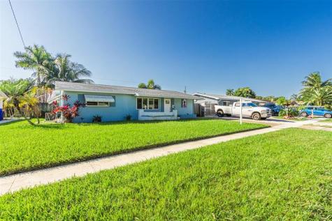 6430 Harding Street Hollywood FL 33024