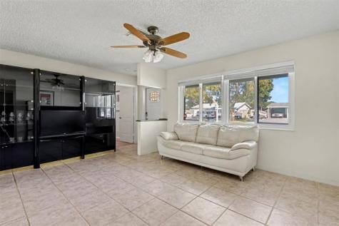 6430 Harding Street Hollywood FL 33024