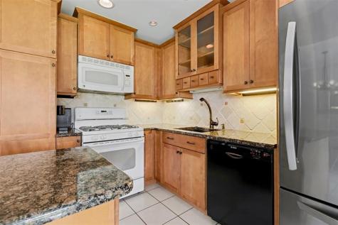 6430 Harding Street Hollywood FL 33024