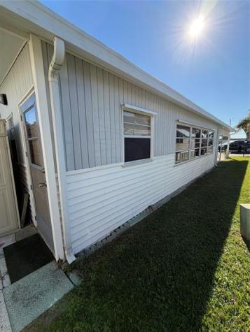 6649 SE 56th Street Okeechobee FL 34974