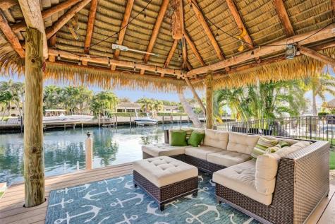2160 NE 44th Court Lighthouse Point FL 33064