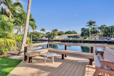 2160 NE 44th Court Lighthouse Point FL 33064