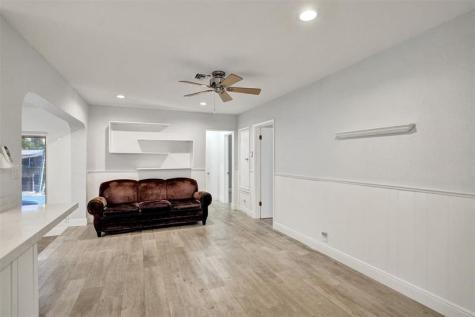2160 NE 44th Court Lighthouse Point FL 33064