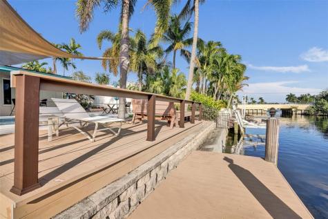 2160 NE 44th Court Lighthouse Point FL 33064