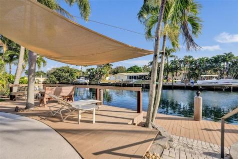 2160 NE 44th Court Lighthouse Point FL 33064